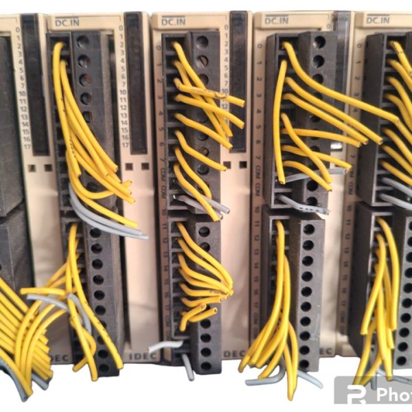 IDEC CORPRATION Controller FC4A-N16B1