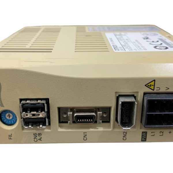OMRON SERVO DRIVE R7D-ZN04H-ML2